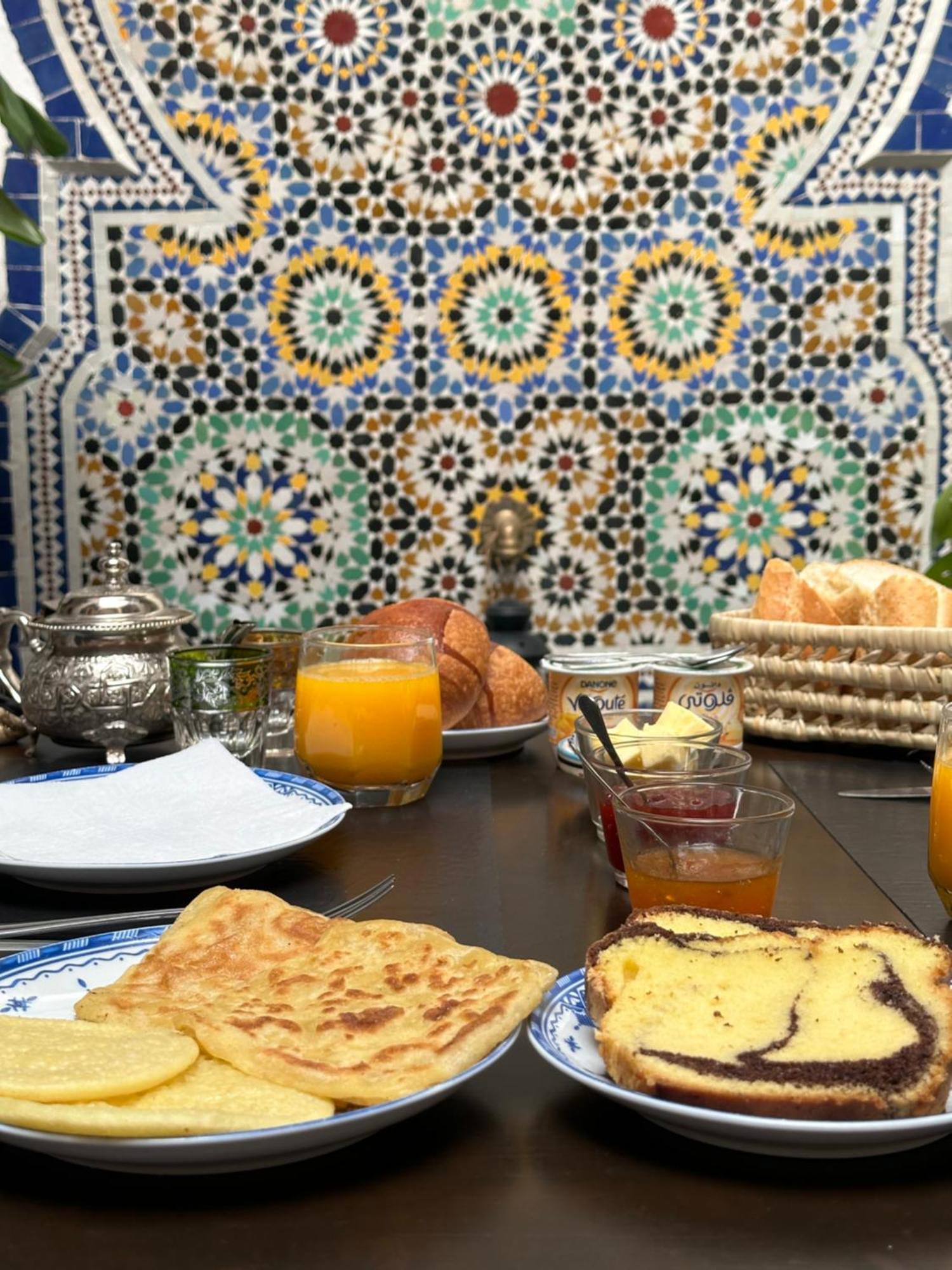 Dar Faracha Fes Hotel ภายนอก รูปภาพ